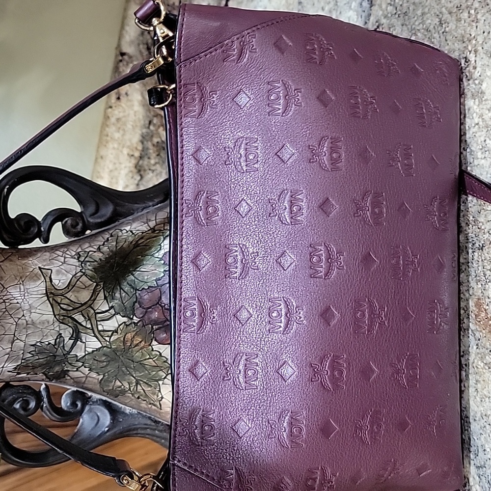 MCM EUC Small Visetos Klara Hobo - Picture 5 of 9